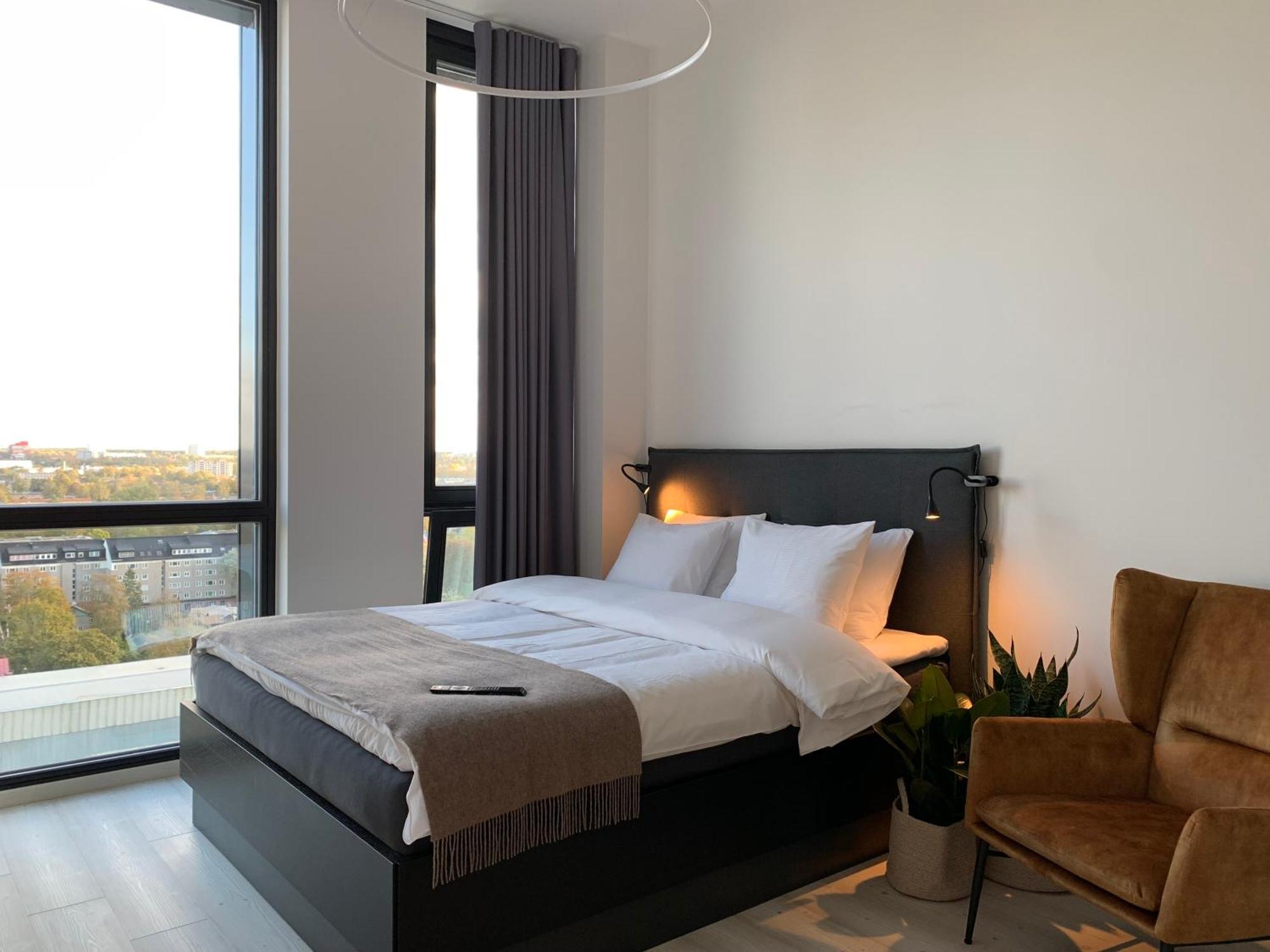 Orange Apartments Tower & Free Parking 탈린 외부 사진