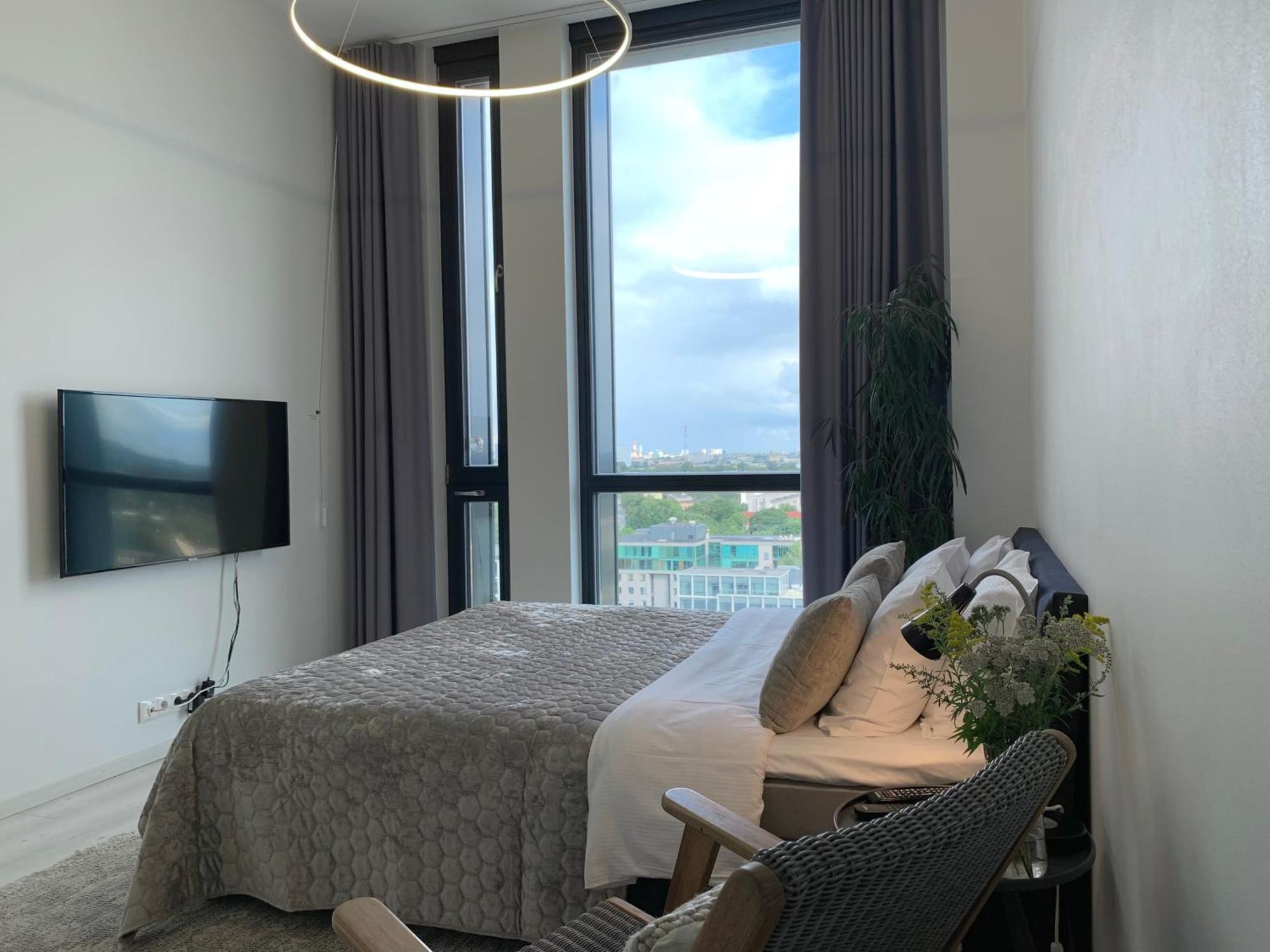 Orange Apartments Tower & Free Parking 탈린 외부 사진