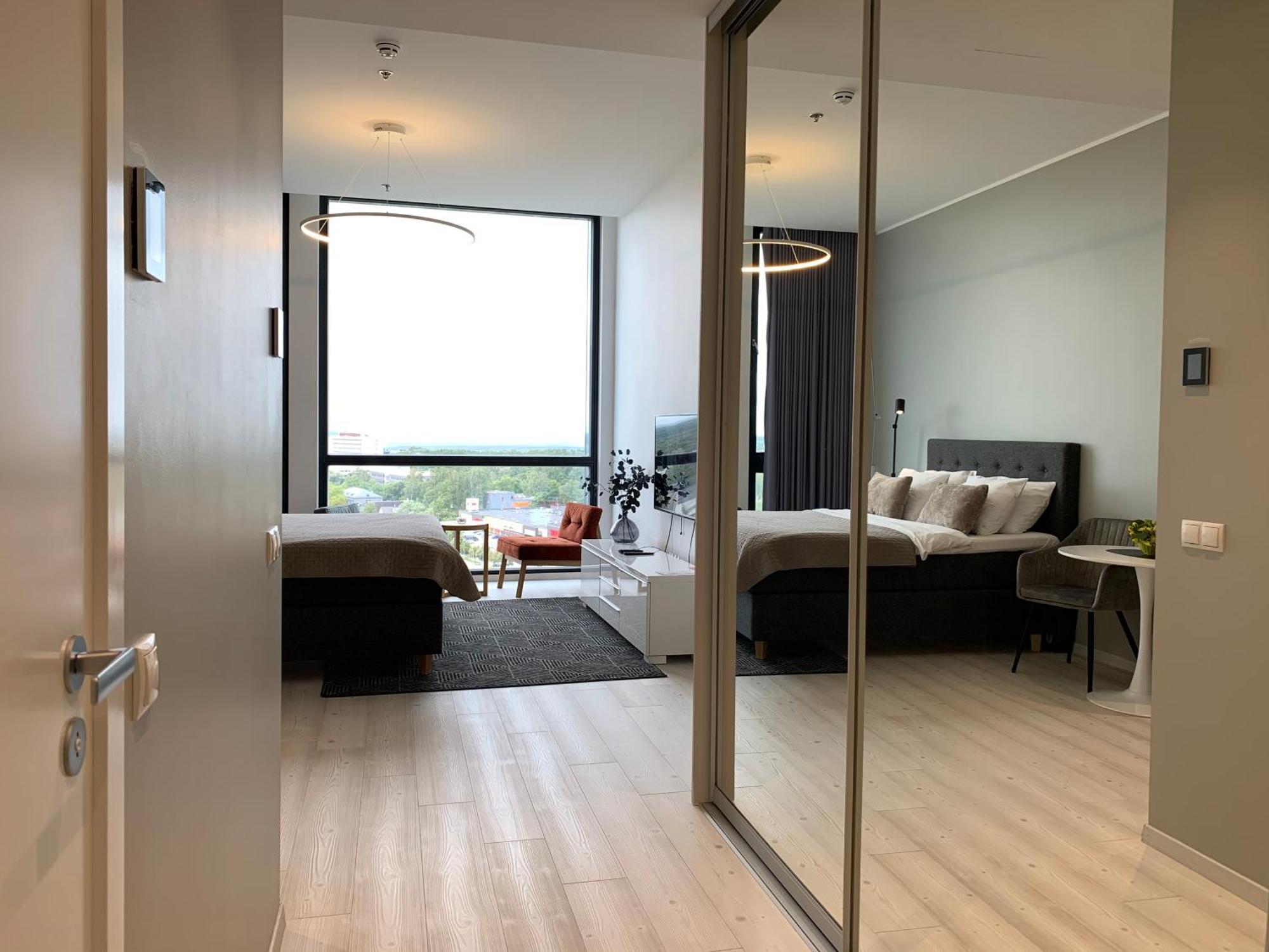 Orange Apartments Tower & Free Parking 탈린 외부 사진
