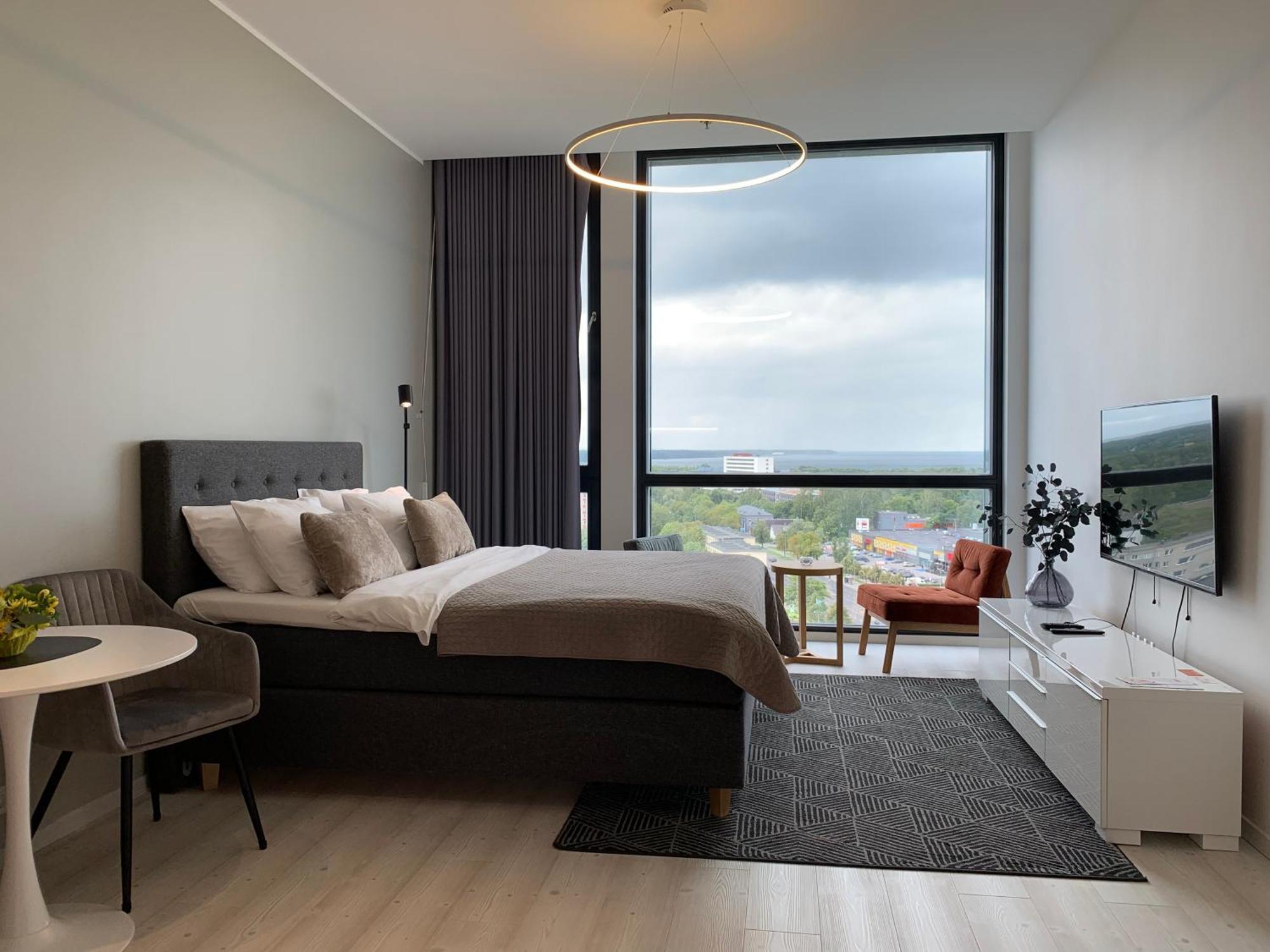 Orange Apartments Tower & Free Parking 탈린 외부 사진