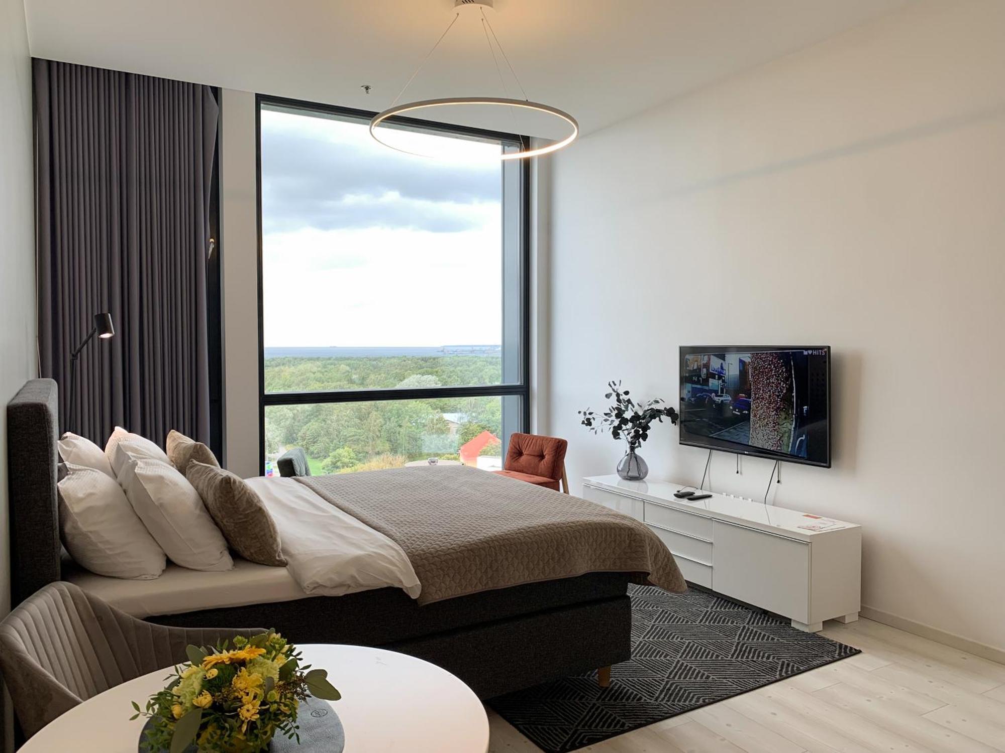Orange Apartments Tower & Free Parking 탈린 외부 사진