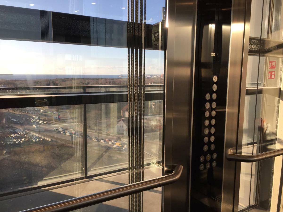 Orange Apartments Tower & Free Parking 탈린 외부 사진